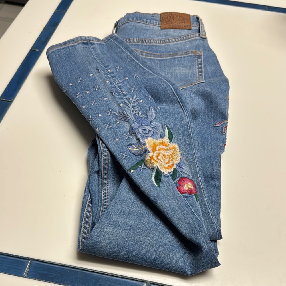 Johnny Was Embroidery Blue Jeans